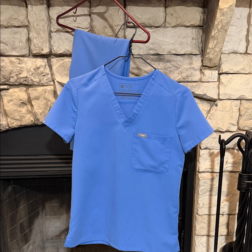 Figs Classic Blue Scrub Set